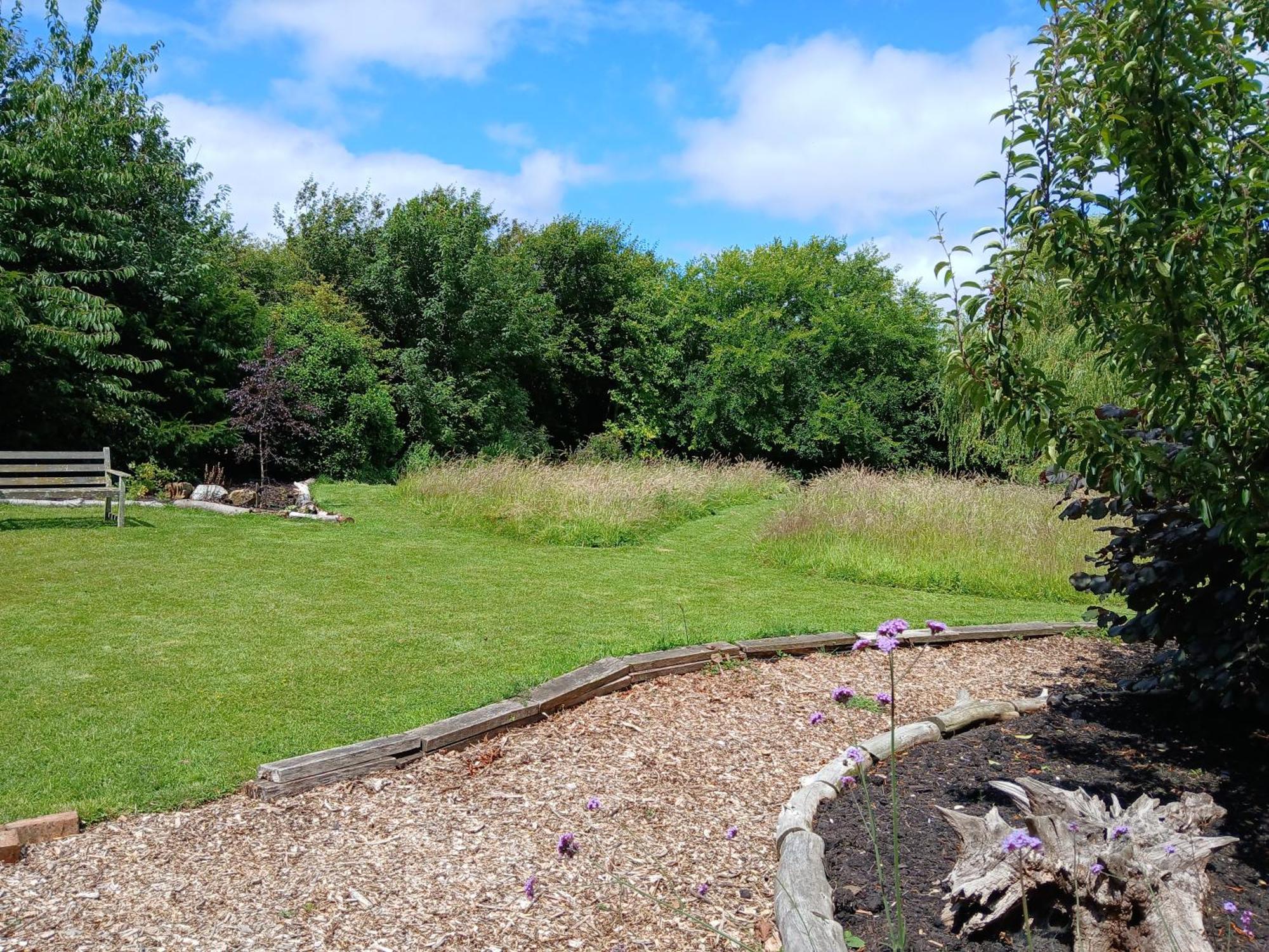 Three Oaks Nursery Chichester Exterior foto